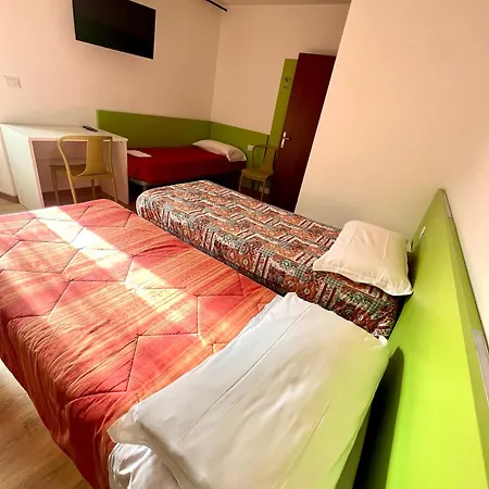 Guerrin Meschino 3* מונטמונקו